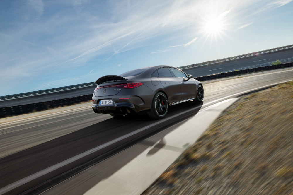 Mercedes-AMG CLA 45 4MATIC+ EV